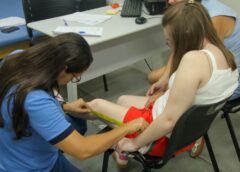 SMS em parceria com o CERllAPAE promove Oficina Ortopédica Itinerante para ampliar acesso a equipamentos de mobilidade