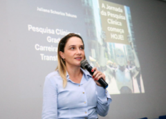 Curso de Farmácia da Unimar promove palestra sobre Pesquisa Clínica e Indústria Farmacêutica