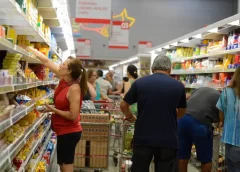 Acusação infundada de consumo em supermercado gera dano moral