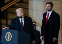 Trump e Vance assinam digitalmente acordo preliminar de paz com o Irã