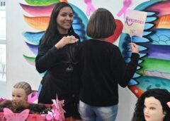 Projeto arrecada mechas para fortalecer autoestima de mulheres em tratamento contra o câncer em Santos