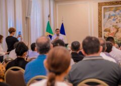 Governo lança novo programa com assinatura de ordens de serviço de obras em todo o Estado e sanções de leis