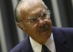 Ex-presidente José Sarney segue internado em hospital de São Paulo