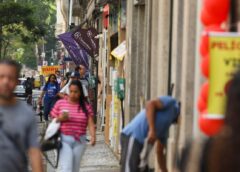 Fim da escala 6×1 traz esperança de mais tempo para família e saúde